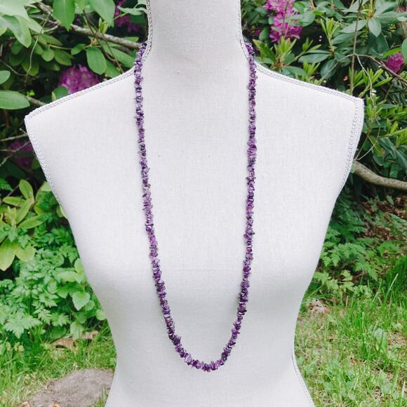 VTG Y2K Amethyst Chip Necklace 36" Natural Purple Gemstone Boho Strand Jewelry - Picture 2 of 16